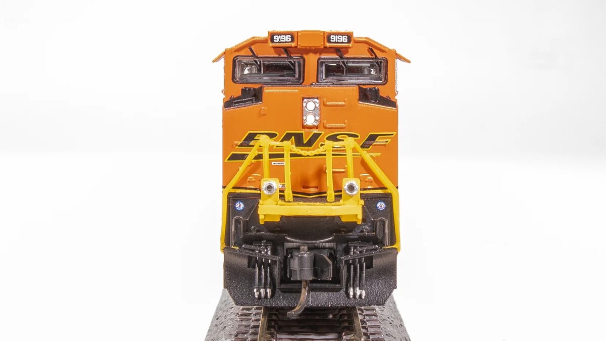 Broadway Limited 8413 N BNSF EMD SD70ACe Diesel Locomotive Sound/DC/DCC #9283