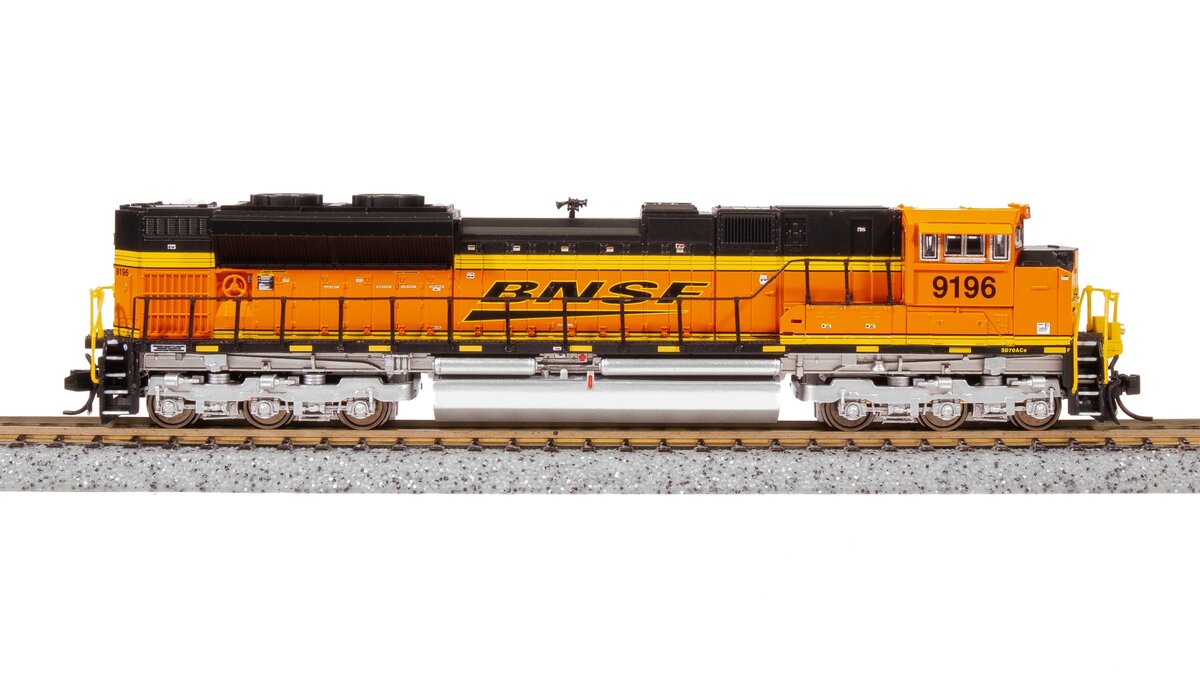 Broadway Limited 8413 N BNSF EMD SD70ACe Diesel Locomotive Sound/DC/DCC #9283
