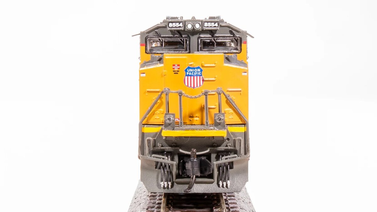 Broadway Limited 8430 N UP EMD SD70ACe Diesel Locomotive Sound/DC/DCC #8608