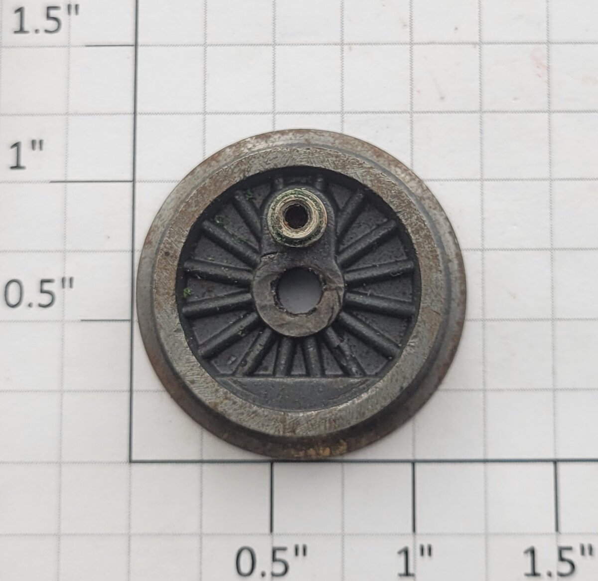 Lionel 671-241 Flanged End Wheel with Siderod Bushing Insert