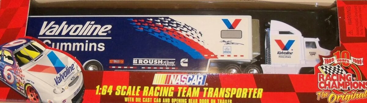 Racing Champions 93400-10600 1:64 Valvoline #6 Racing Team Transporter Nascar