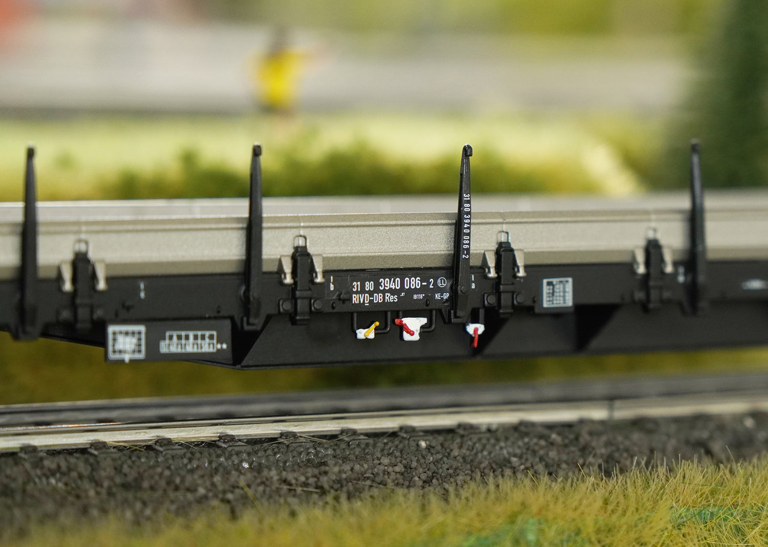 Marklin 47129 HO DB AG Type Res 687 Four-Axle Low Side Car