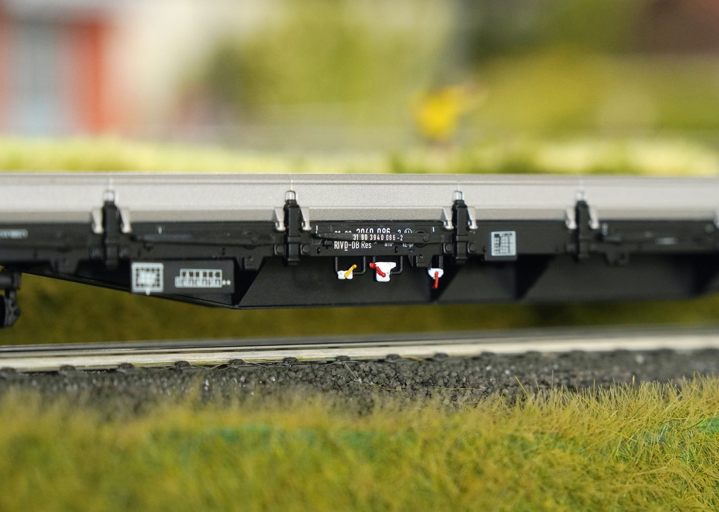 Marklin 47129 HO DB AG Type Res 687 Four-Axle Low Side Car