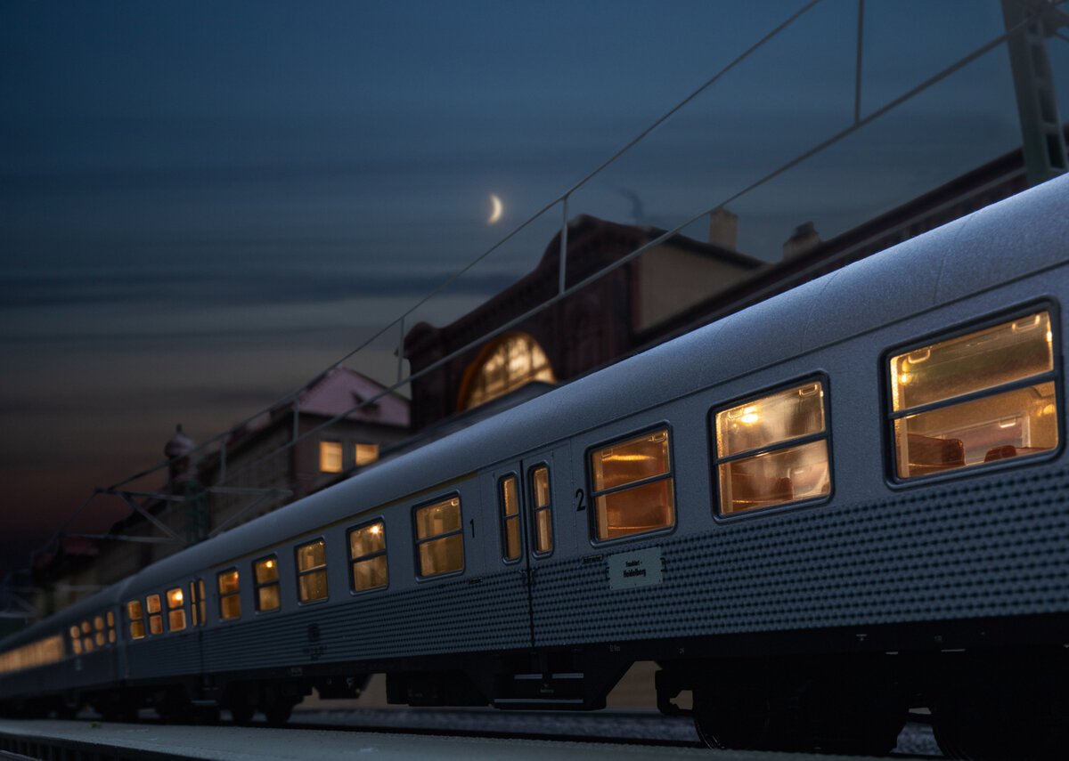 Marklin 73411 HO Cold White LED Lighting Kit