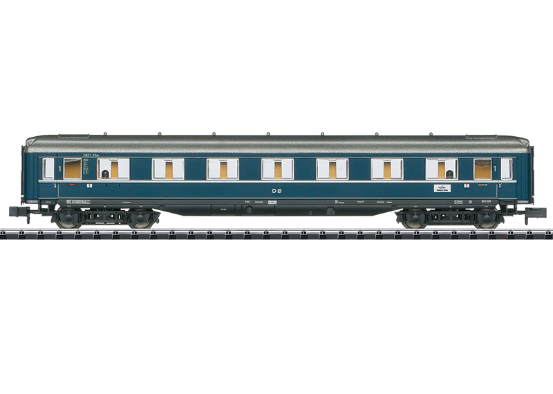 Trix 15599 N German Federal Railroad Type A4üe Express Train Passenger Car
