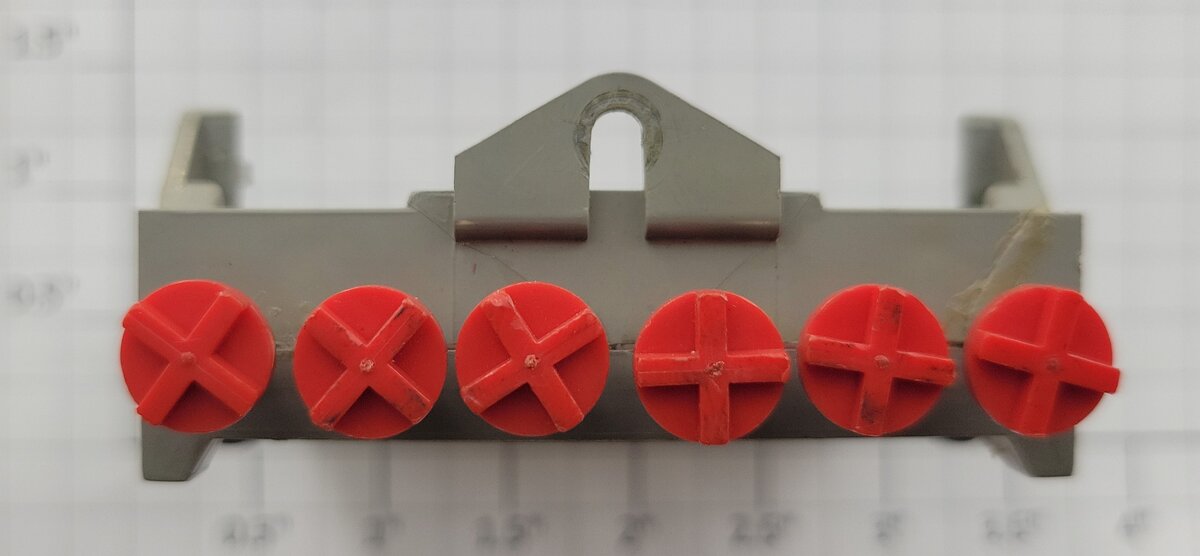 Lionel 54-38 Gray Ballast Tamper Frame with Red Rod Assembly