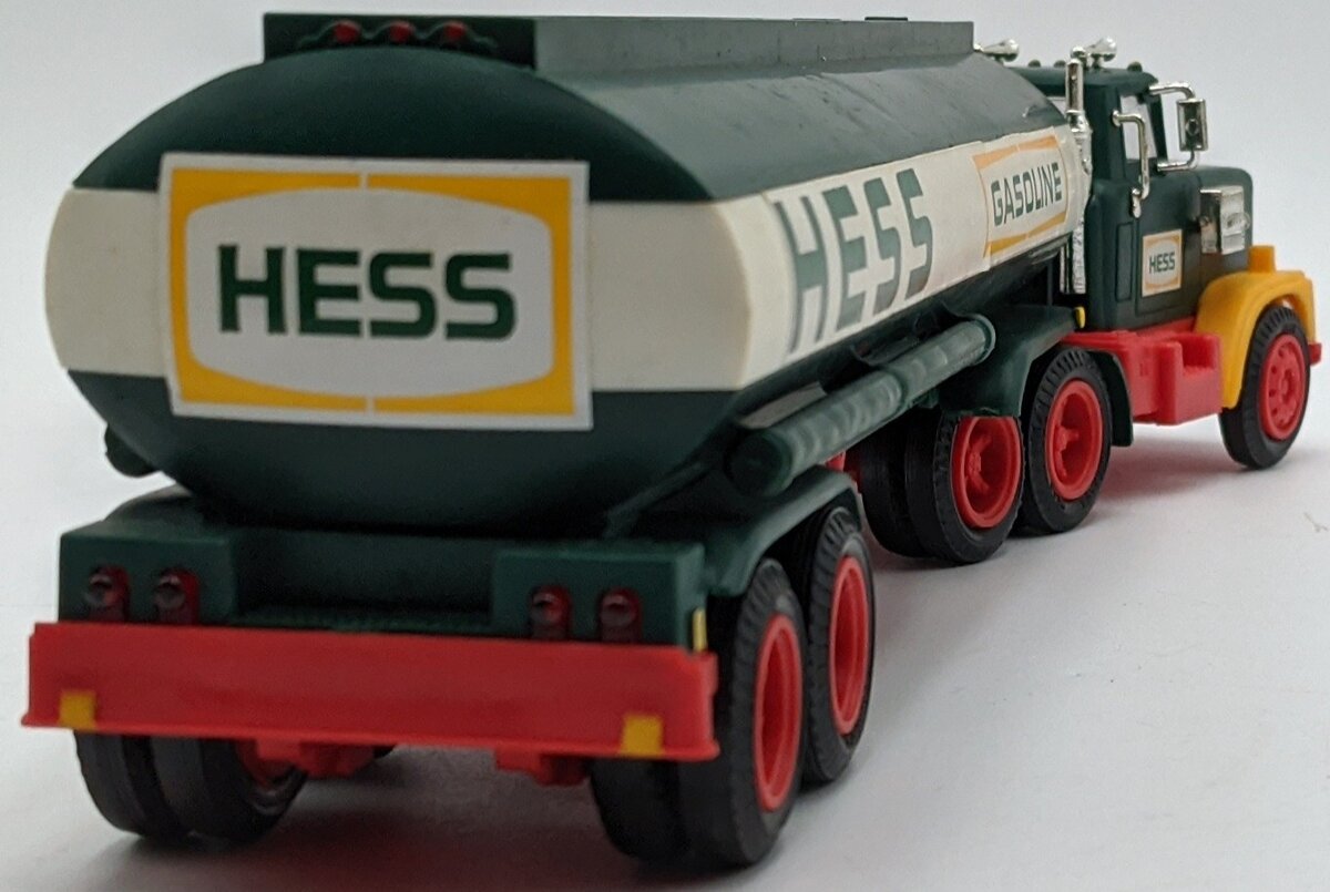 Hess 1977 Toy Tanker Truck