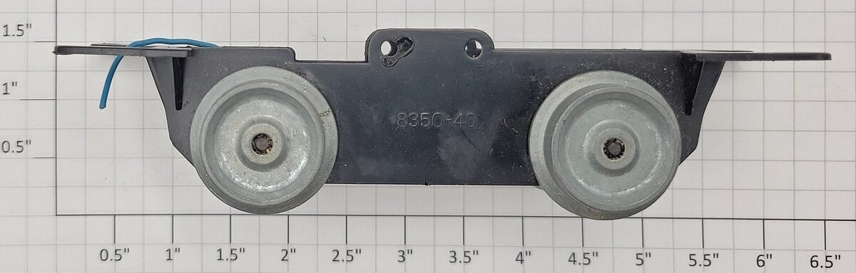 Lionel 8350-35 Motor Frame Assembly with Wheels - Incomplete