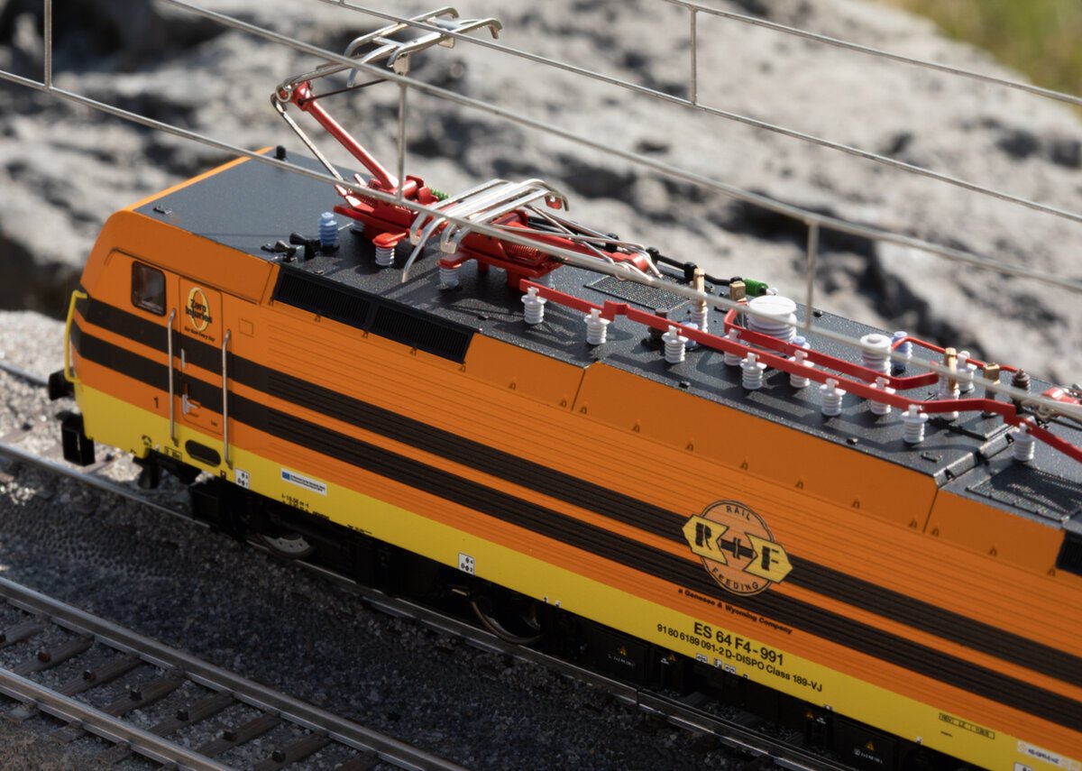 Marklin 39867 HO MRCE Class 189 Electric Locomotive