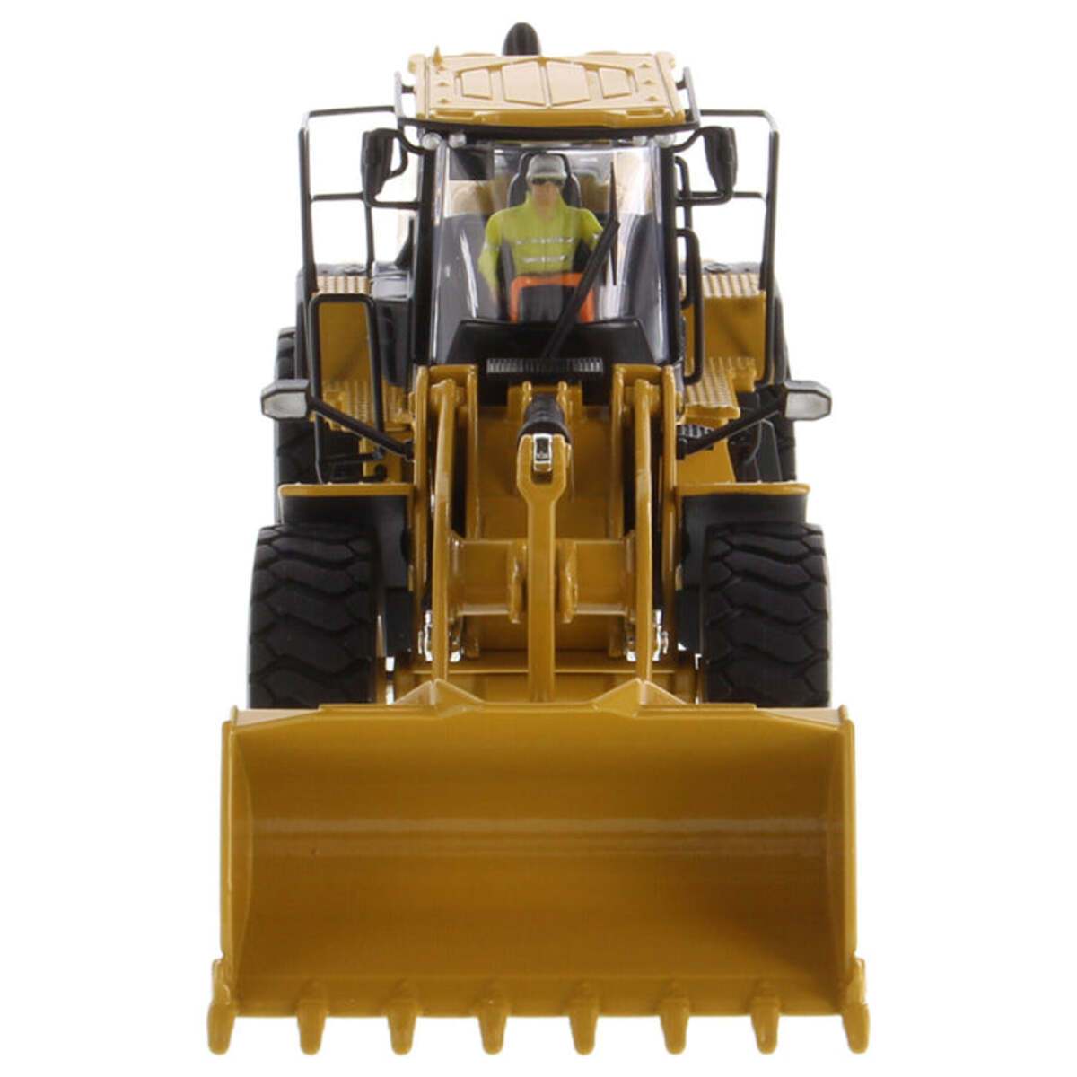 DieCast Masters 85686 1:150 Caterpillar 966 Wheel Loader Diecast Model