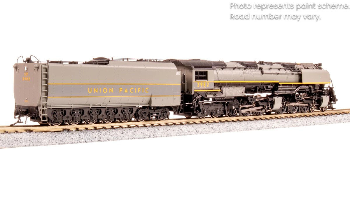 Broadway Limited 6984 N UP Challenger 4-6-6-4 Steam Locomotive Oil Tender #3982