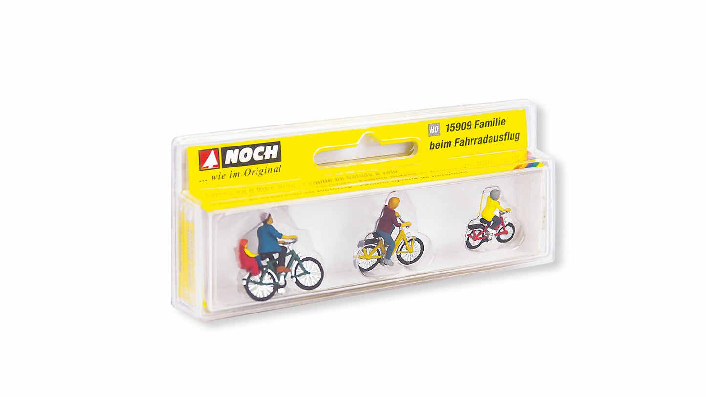 Noch 15909 HO Family on a Bike Ride Plastic Figures (Set of 3)