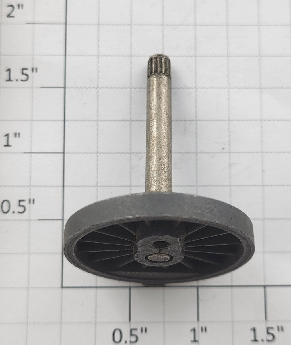 Lionel 736-14 Plain Center Wheel & Axle