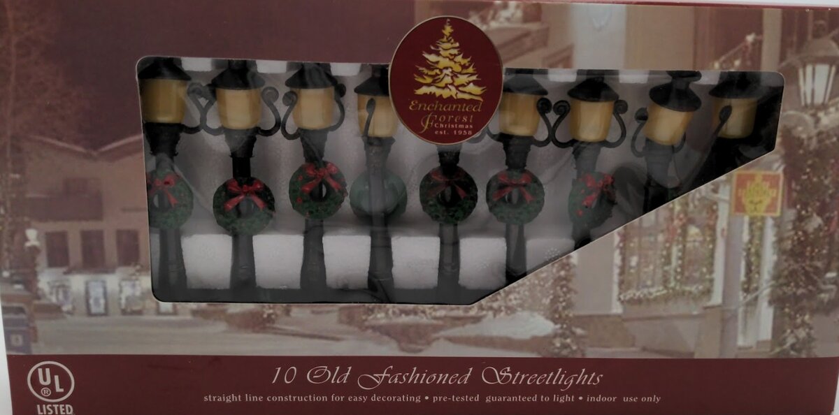 Kurt S. Adler DY-02 O Old Fashioned Streetlamp Lights w/Wreaths (Set of 10)