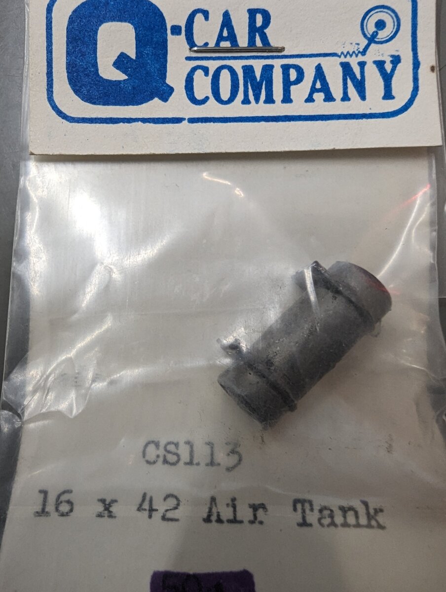 Q-Car Company CS113 HO 16 x 42 Air Tank