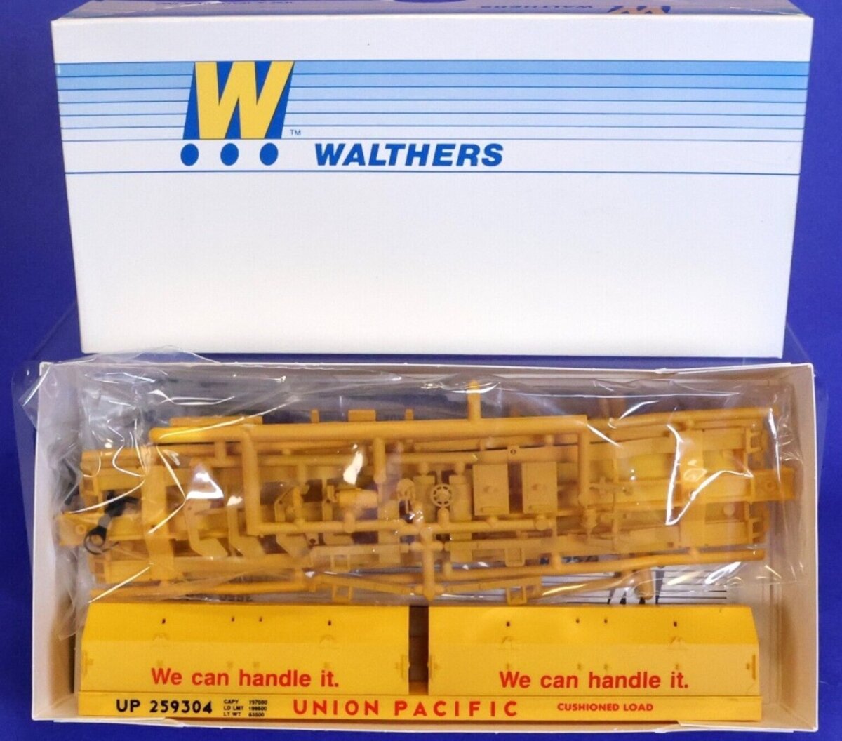 Walthers 932-3861 HO Union Pacific Cushion Coil Car Kit