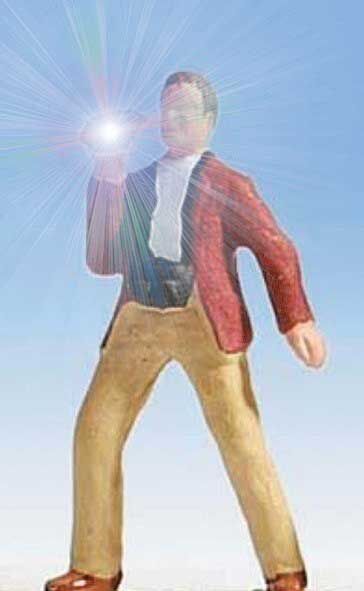 ECC 95091 HO Street Photographer with Working Camera Flash - Brown Coat Figure