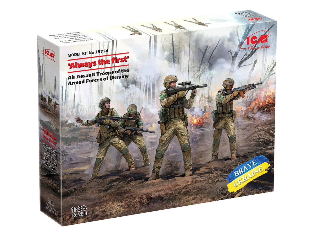ICM 35754 1:35 “Always the first” Figure Model Kit