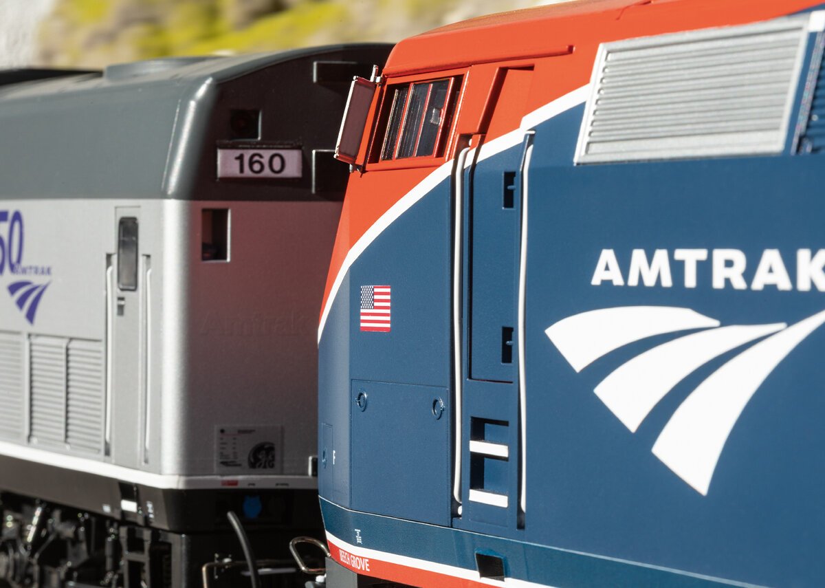 LGB 20494 G Amtrak 50th Anniv P42 Phase VI Diesel Locomotive Sound & DCC #108