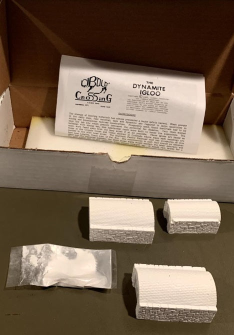 Cibolo Crossing CC-4 HO The Dynamite Igloo Cast Plaster Unpainted (Box of 3)