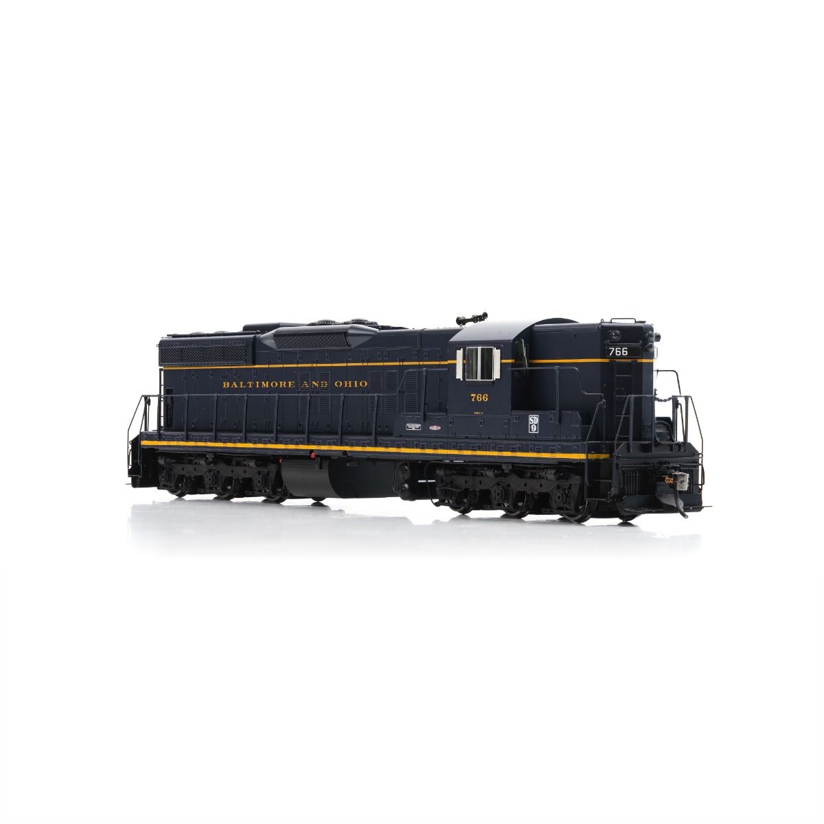 Rapido Trains 50217 HO Baltimore & Ohio EMD SD9 Diesel Locomotive DC/Silent #771