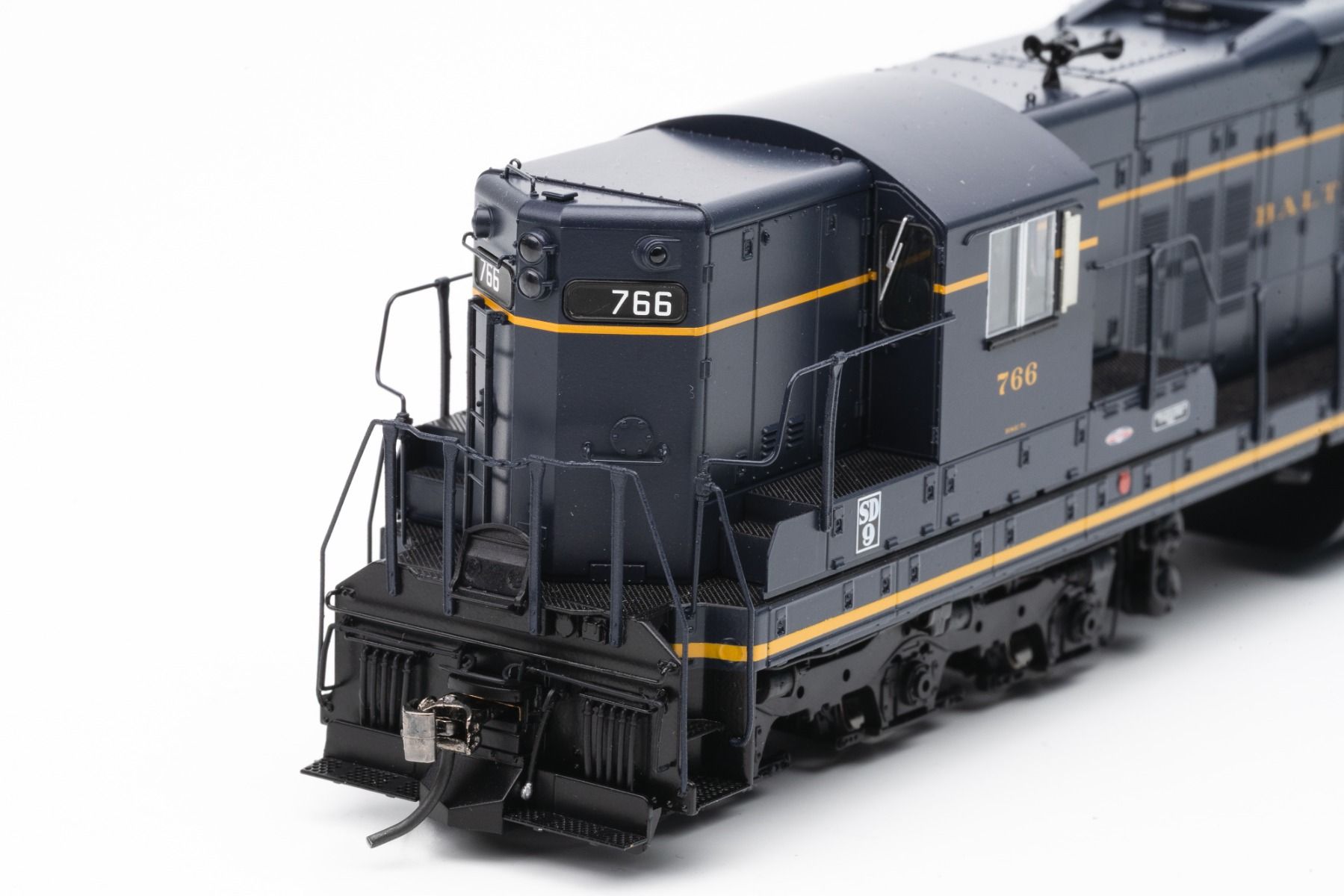 Rapido Trains 50217 HO Baltimore & Ohio EMD SD9 Diesel Locomotive DC/Silent #771