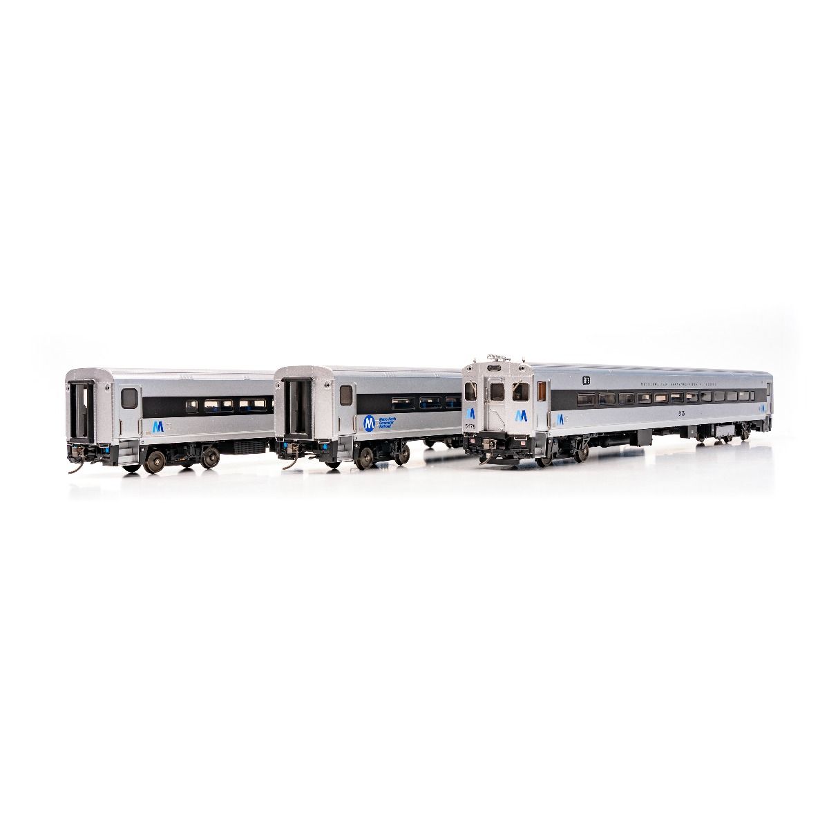 Rapido Trains 128552 HO Metro North Comet Coach Car #1 (Set of 3)
