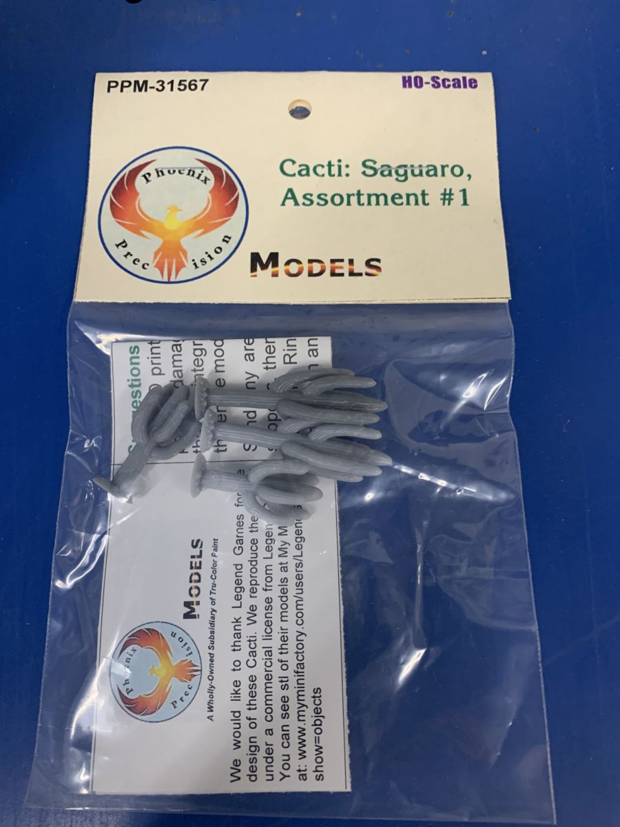 Phoenix Precision Models 31567 HO Small Assorted Saguaro Cactus (Set of 4)