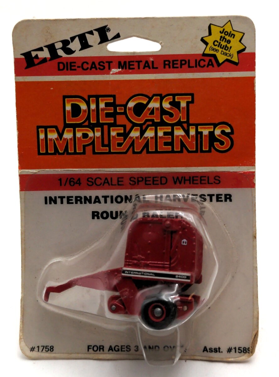 Ertl 1758 1:64 Diecast Implements International Harvester Round Baler