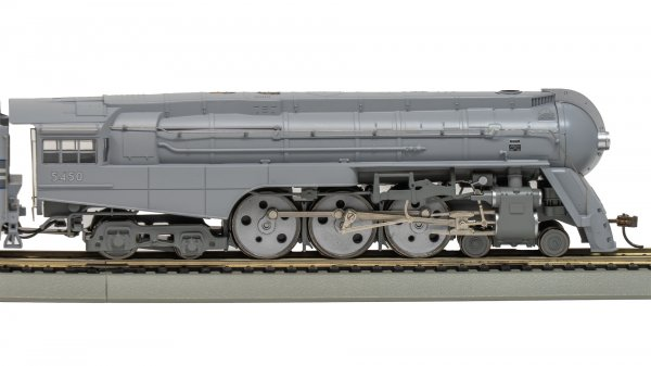 Bachmann 56603 HO NYC Dreyfuss Streamlined Hudson Steam Locomotive #5450