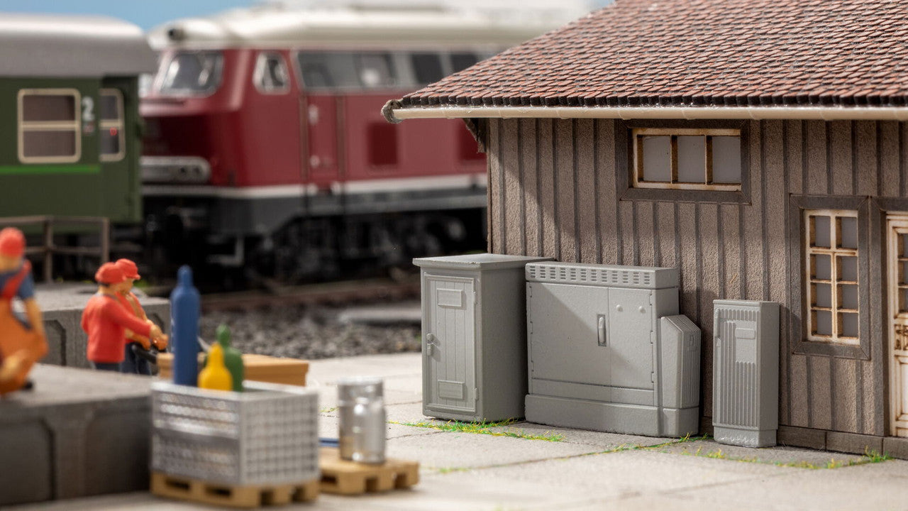 Noch 13751 HO Power & Distribution Boxes Building Kit (Set of 6)
