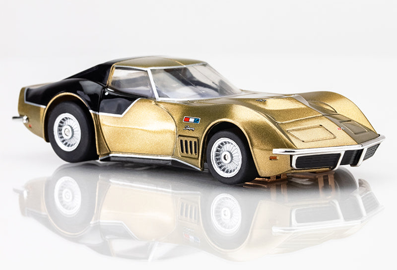 AFX 22093 HO Gold & Black Mega G+ AstroVette LMP12 Limited Edition Slot Car