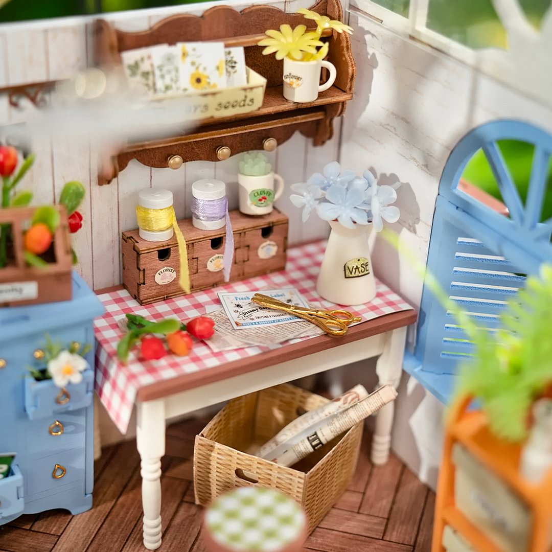 Robotime DG163 Rolife Dreamy Garden House DIY Miniature House Kit