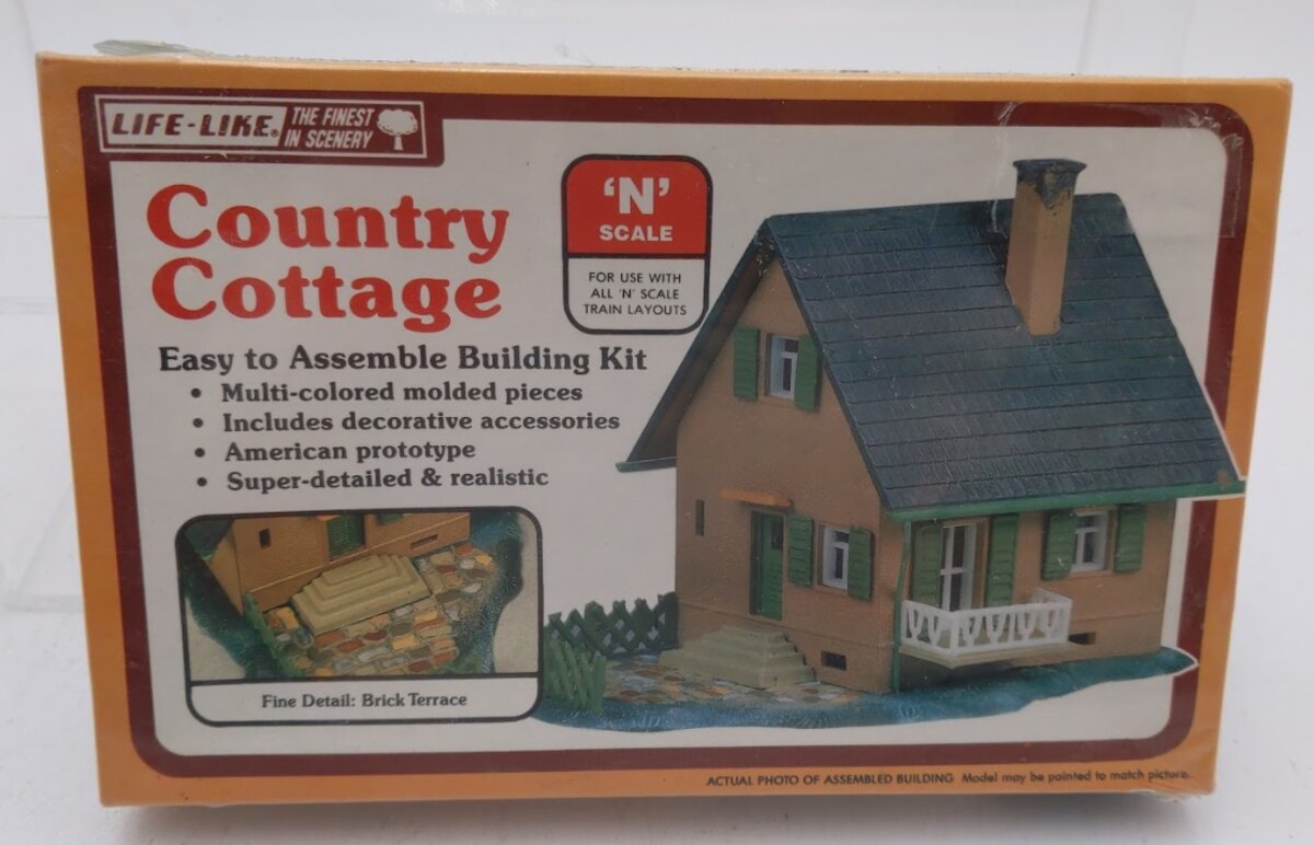 Life Like 7411 N Scale Country Cottage With Brick Terrace Building Kit
