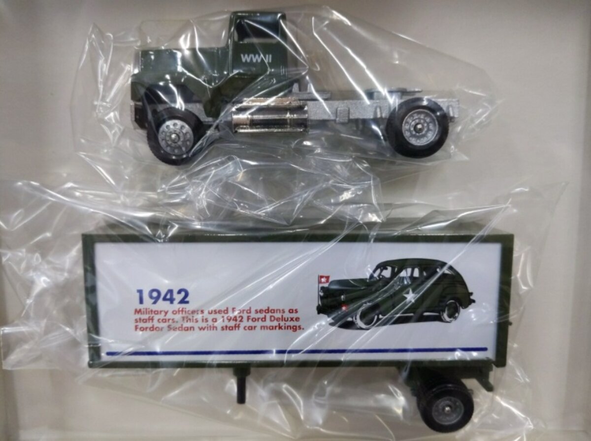 Winross 110-7 1:64 Ford Historical 1942 Ford During WWII Tractor Trailer