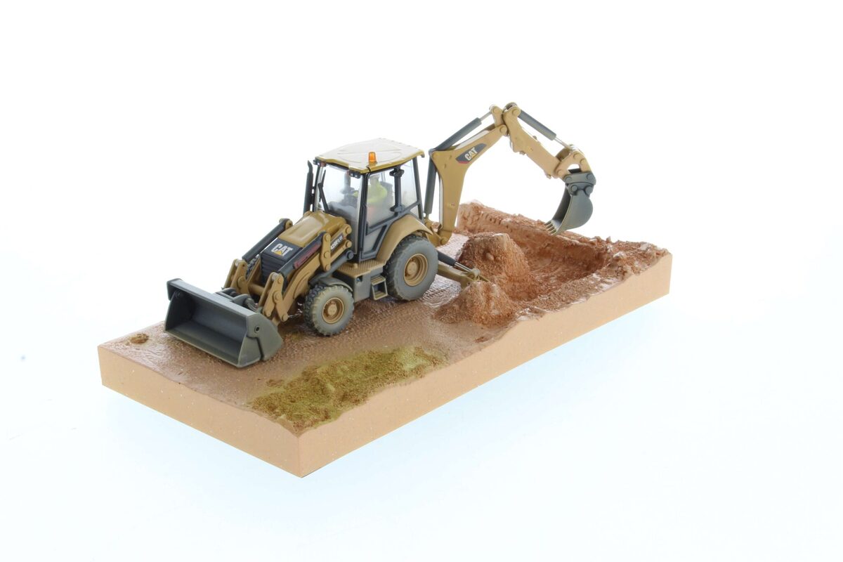 DieCast Masters 85755 1:50 CAT 420F2 IT Weathered Backhoe Loader Diecast Model