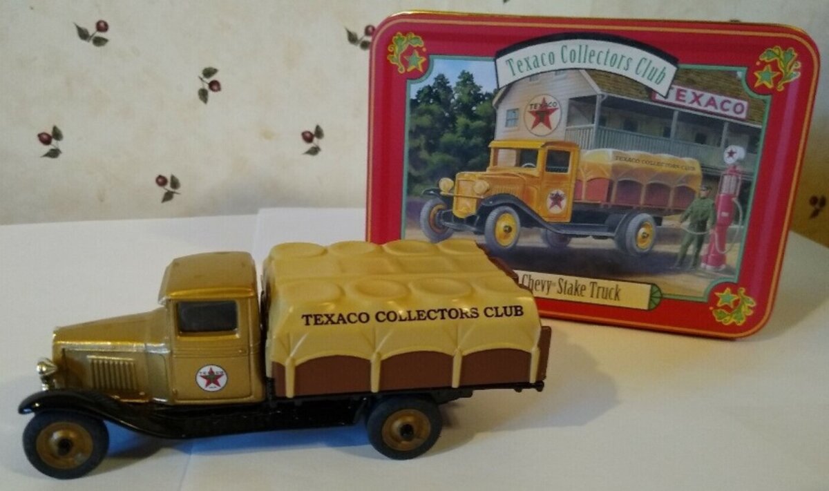 Ertl H284 1:43 Texaco Collectors Club 1930 Chevy Stake Truck