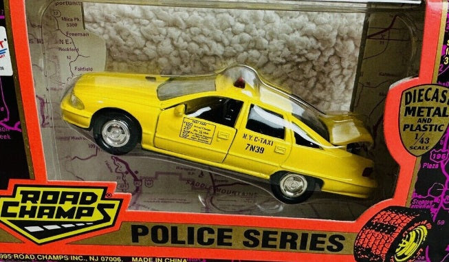 Road Champs 6430-60 1:43 Scale Police Series New York Taxi Cab Chevrolet Caprice