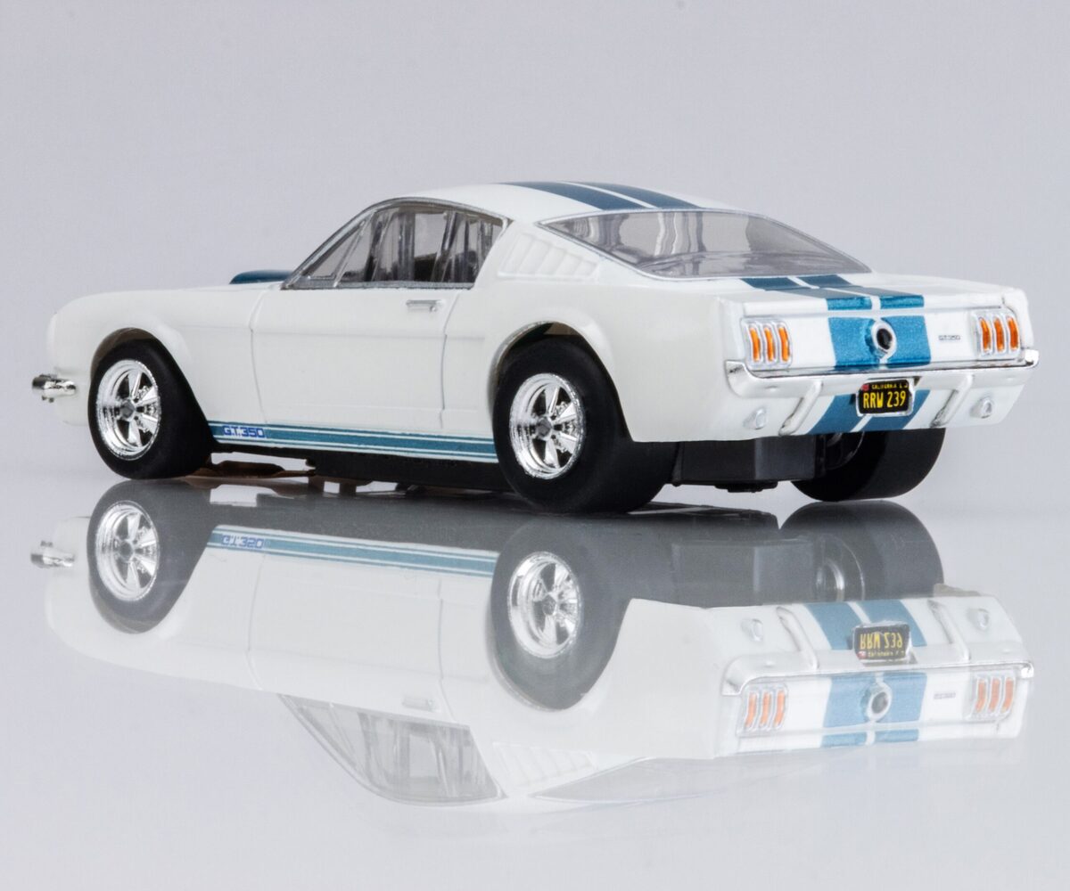 AFX 22068 HO Mega G+ 1965 Shelby GT350 White/Blue Slot Car