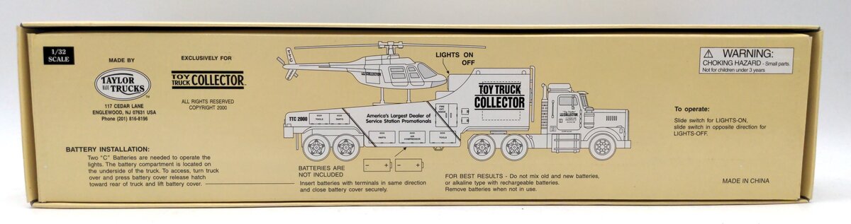 Toy Truck Collector 2000 1:32 Helicopter Recovery Truck w/Operating Lights