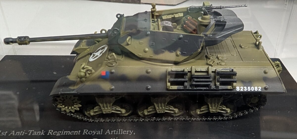 Hobby Master HG3402 1:72 Diecast Archilles IIC 21st Anti-Tank Regiment Artillery