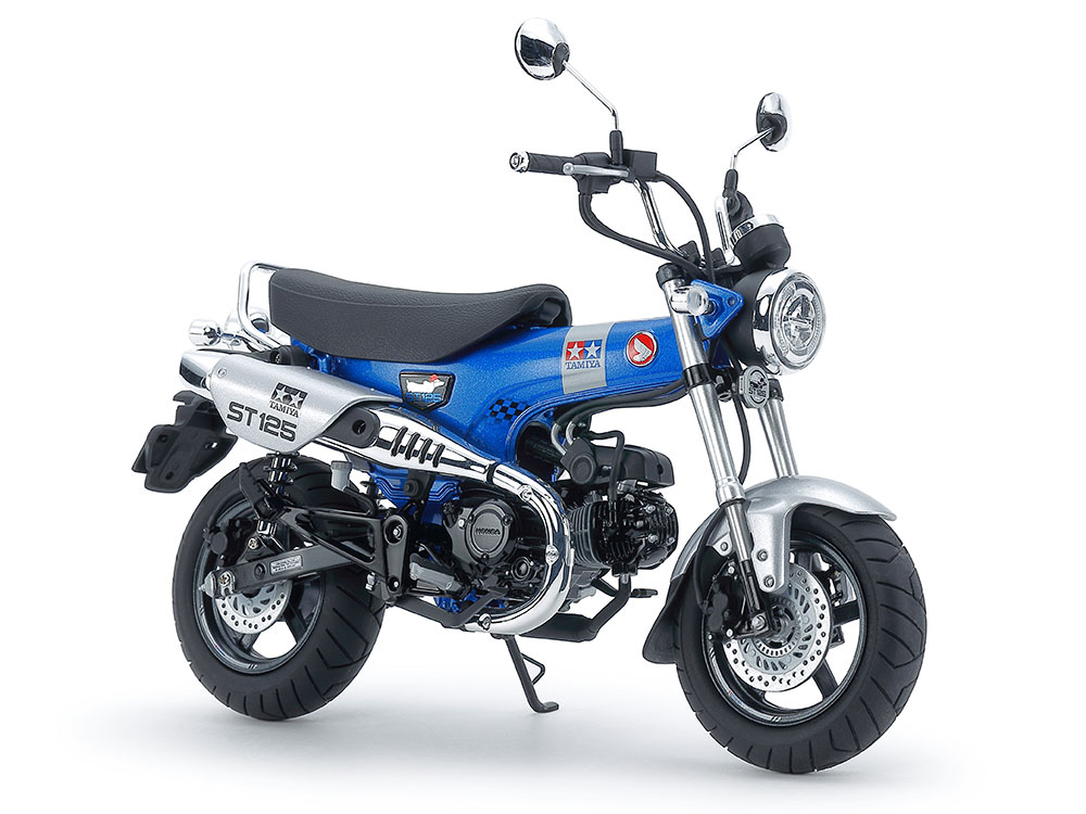 Tamiya 14142 1:12 Limited Edition Honda Dax125 Static Motorcycle Model