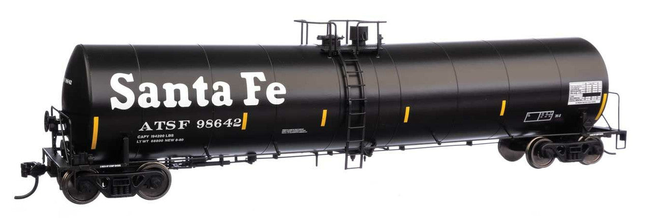 Walthers 910-48204 HO Santa Fe Trinity 25,000-Gallon Tank Car RTR #98642
