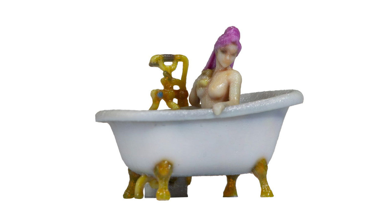 Noch 10420 HO Bathing Woman Color 3D Print Figure