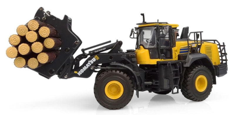 Universal Hobbies 8165 1:50 Komatsu WA475-10 Wheel Loader with Log Grapple