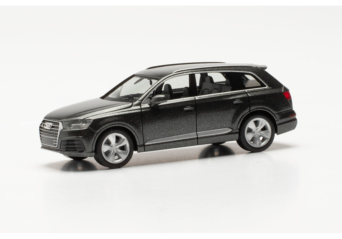 Herpa 038447-004 1:87 Daytona Grey Metallic Audi Q7