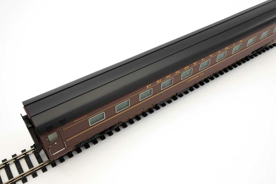 Walthers 920-9744 HO Pennsylvania - Latrobe Inn 85' Budd 21-Roomette Sleeper