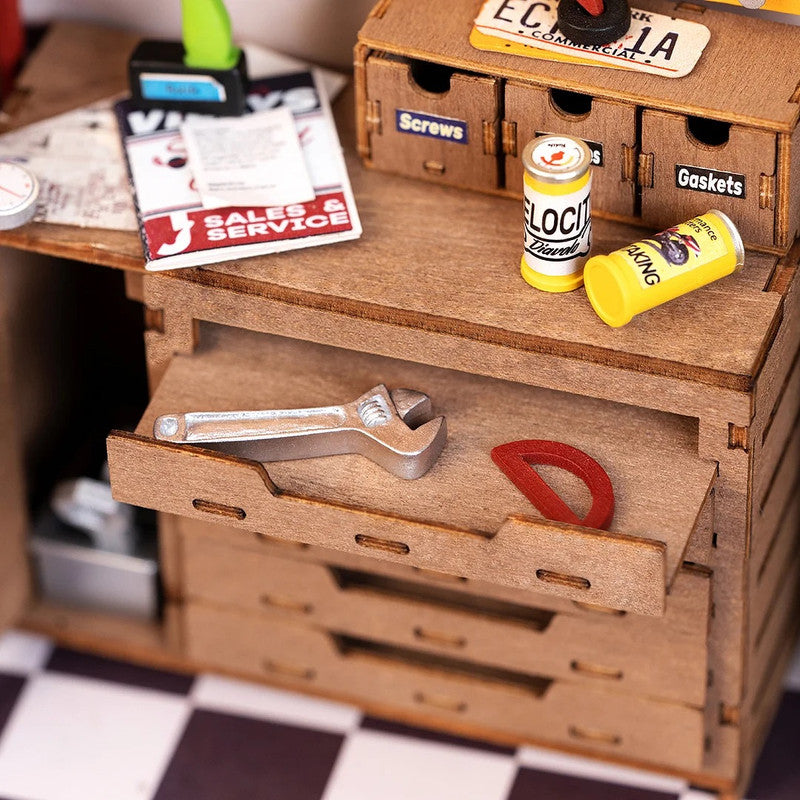 Robotime DG165 Rolife Garage Workshop DIY Miniature House Kit