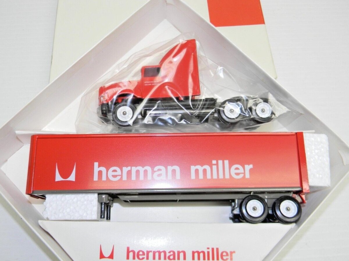 Winross 101-7 1:64 Herman Miller Ford Semi Truck &Trailer