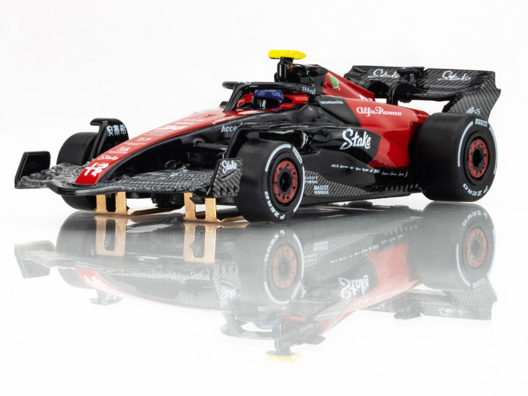 AFX 22084 HO Mega G+ 2023 Alfa Romeo F1 FY-24 Slot Car